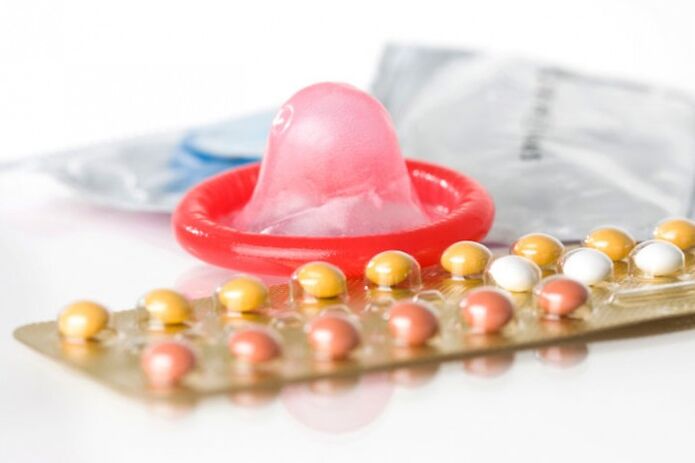 Презерватив жана бойго болтурбоочу таблеткалар каалабаган кош бойлуулуктун алдын алат